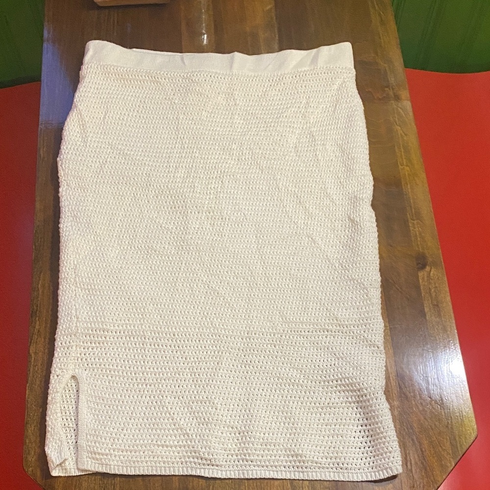 Simply Vera Vera Wang Off-White Knit Pencil Skirt